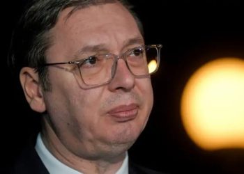 Ujërat e rrezikshëm në të cilat po noton admiruesi më i madh i Millosheviçit në Serbi!