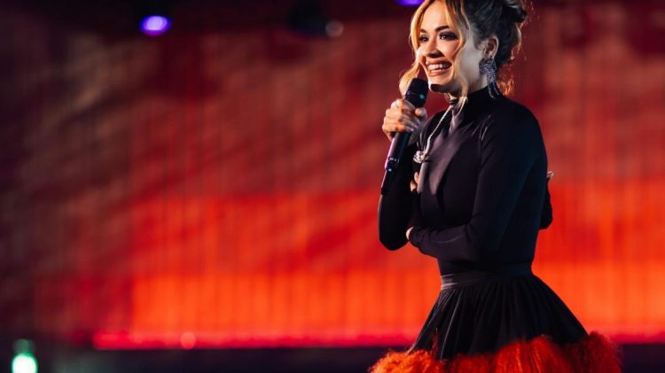 Rita Ora në podcastin e famshëm amerikan: Jam lindur në atë që tani është Kosovë, dikur ishte pjesë e Shqipërisë (Videoj