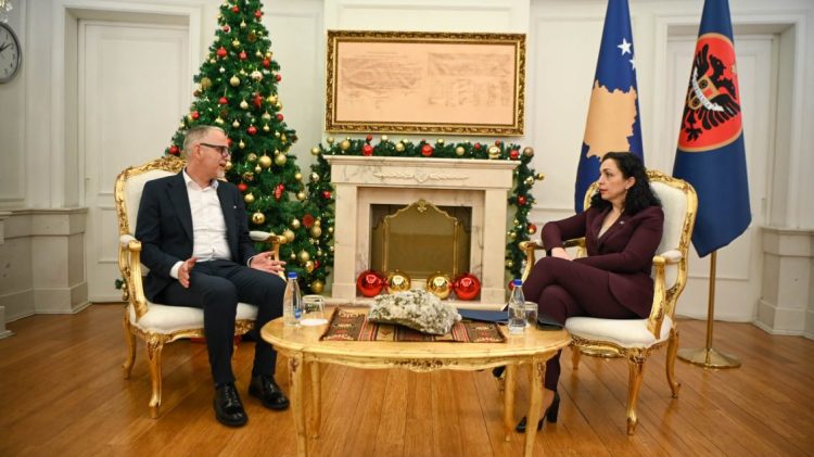 Presidentja Osmani priti në takimin ministrin Vitia – diskutojnë për sektorin e shëndetësisë