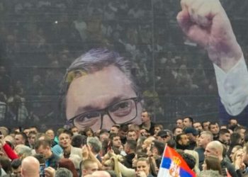 Editorial i Le Monde/ BE vigjilente ndaj rrëshqitjes së Vuçiçit