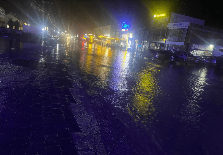 Policia: Rruga magjistrale Ferizaj-Prishtinë, nga Muhovci e pakalueshme