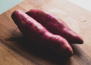 Gjashtë arsye pse patatet e ëmbla janë ndër ushqimet më të mira për shëndetin tonë