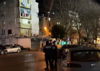 Therje me thikë në Shkodër, raportohet për dy të mitur të plagosur