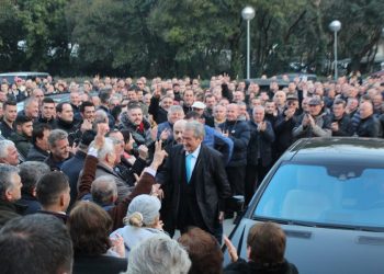 Opozita në Shqipëri cakton datën e protestës