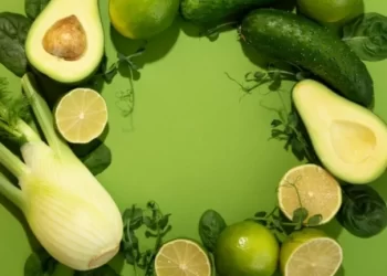 Pse vitamina C duhet pikërisht tani, dozat e nevojshme dhe ku gjendet