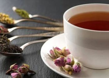 Stina e çajit/ Studimi: Mos i shtoni sheqer nëse doni vetëm efekte pozitive