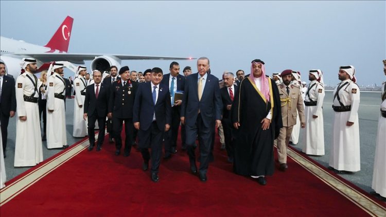 Erdogan mbërrin në Katar për një vizitë zyrtare dyditore