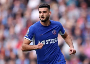 Broja, kryefjalë në Londër, pritet të udhëheq Chelsea-n, Pochettino flet me fjalë të mëdha