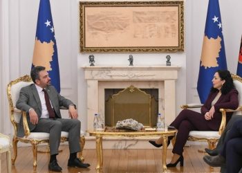 Presidentja takon kryetarin e KQZ-së, diskutojnë për zgjedhjet në veri