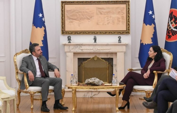 Presidentja takon kryetarin e KQZ-së, diskutojnë për zgjedhjet në veri