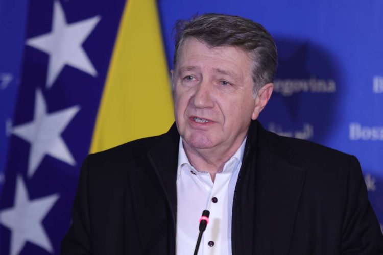 Dodiku po e çon Bosnjën në luftë’