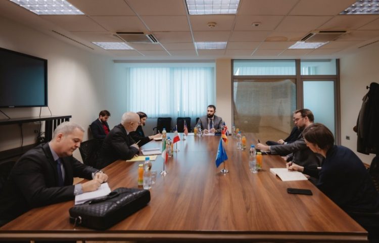 Ministri Krasniqi flet për nismën e qytetarëve në veri