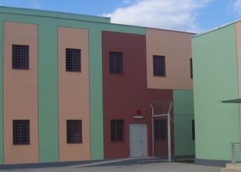 Kokainë në patate, si tentoi të futej droga në burgun e Vlorës