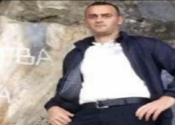 Flet njëri nga shqiptarët që u rrahën në Mal të Zi: U sulmuam për shkak të flamurit shqiptar