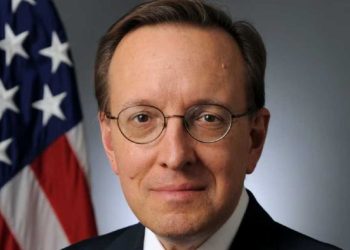 Senati ia rrëzoi, Biden e kandidon përsëri David J. Kostelancik për ambasador në Shqipëri