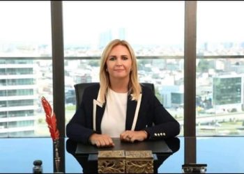 Kush është İlknur Kovaç Bayraktar, shqiptarja që synon të bëhet kryetare e Bajram Pashës në Stamboll