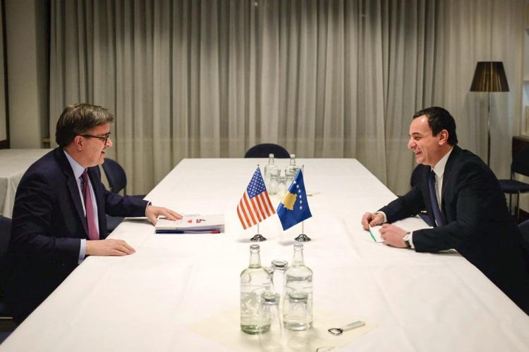 Kurti takohet me O’Brien: U vlerësua përmbajtja e Kosovës përballë sulmeve dhe provokimeve