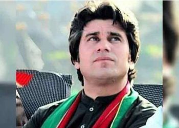 Kandidati i zgjedhjeve në Pakistan u qëllua për vdekje në një qark