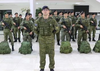 Osmani për kontingjentin e FSK-së që do të trajnojë ushtarët ukrainas: Do të luajnë rol kyç si instruktorë