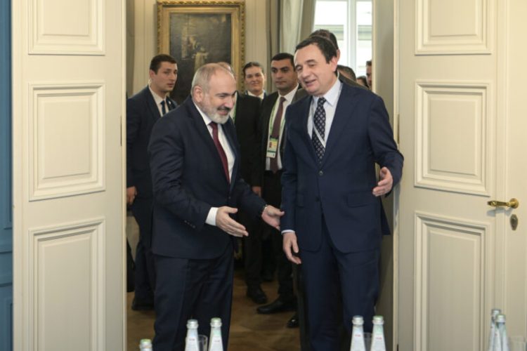 Kryeministri Kurti takoi Kryeministrin e Armenisë, Nikol Pashinyan