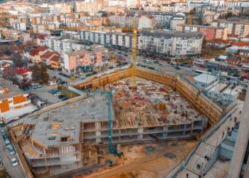 BIK publikon pamje nga ndërtimi i Xhamisë Qendrore në Prishtinë