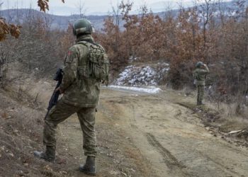 Ushtarët turq kryejnë patrullime gjatë ditës dhe natës në pikën kufitare mes Kosovës dhe Serbisë