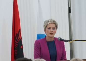 Sinani thotë se BE nuk reagon ndaj spastrimit të shqiptarëve në Luginë