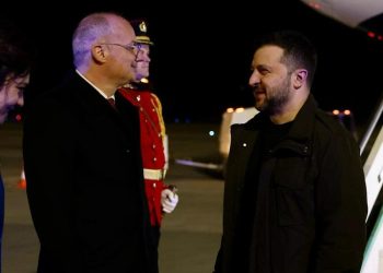 Presidenti Zelenski mbrin në Tiranë