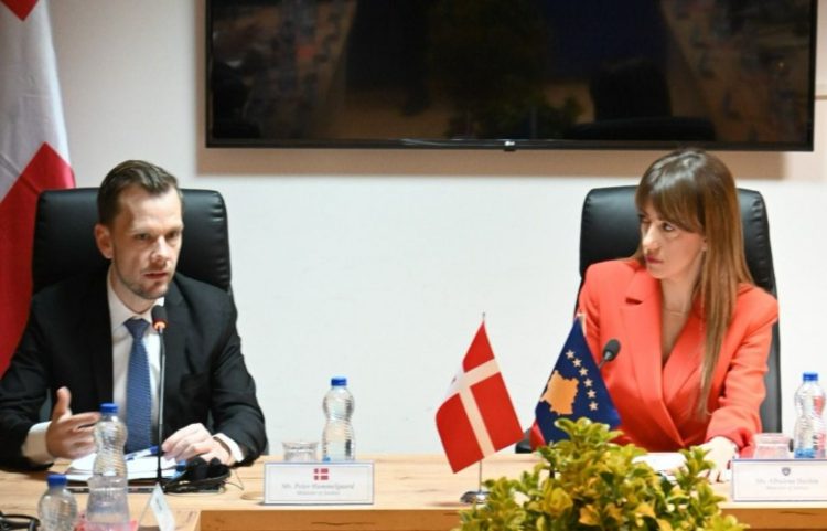 Ministrja Haxhiu u takua me homologun e saj danez Hummelgaard