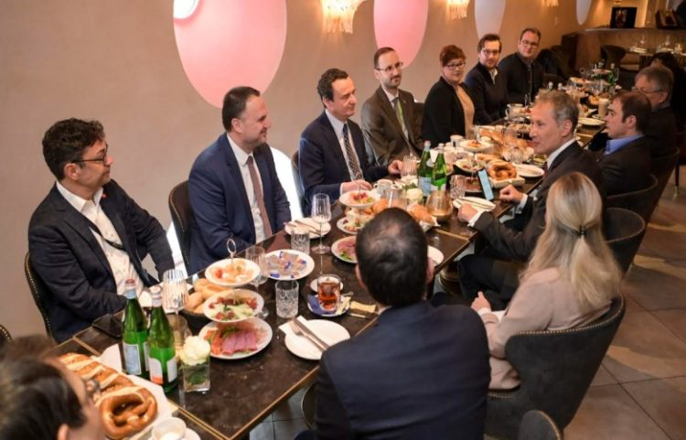 Kurti fton kompanitë gjermane për investime në Kosovë