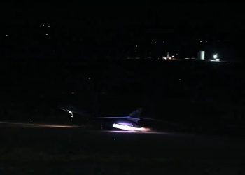 Shtetet e Bashkuara godasin grupet paraushtarake në Irak dhe Siri