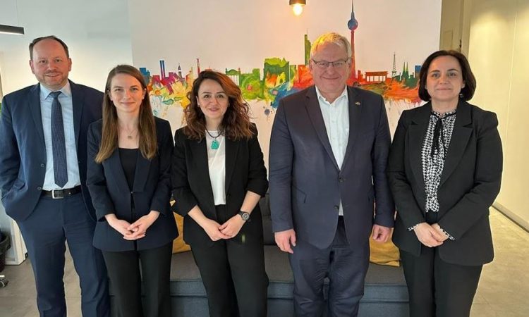 Deputeti gjerman viziton Odën Ekonomike gjermano-kosovare