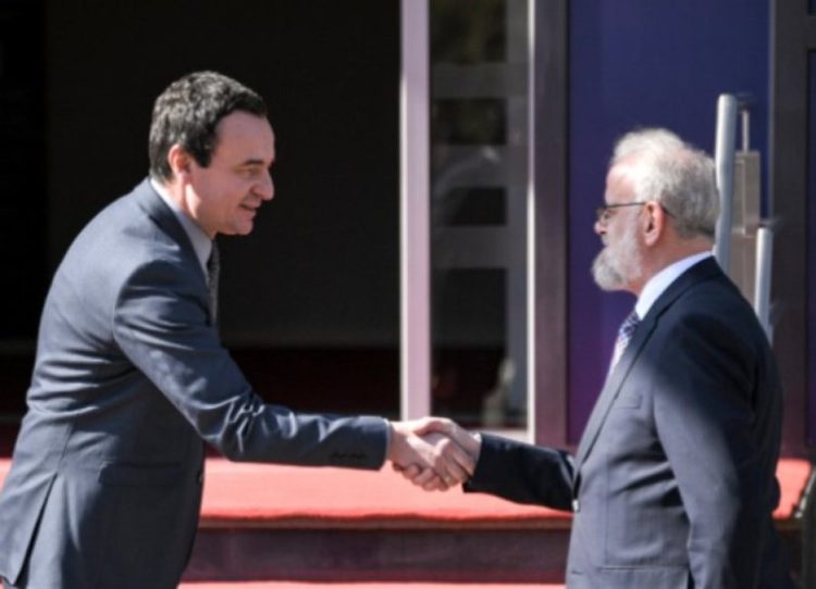 Talat Xhaferi flet për marrëdhëniet me Kurtin