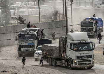 Të paktën 83 kamionë ndihmash hyjnë në Gaza përmes Izraelit, protestuesit izraelitë kishin kërkuar ndaljen e tyre