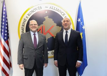 Haradinaj në takimin me Hovenier: Të ndodhë me hapa të përshpejtuar anëtarësimi i Kosovës në NATO