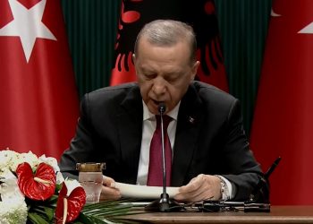Erdogan: Turqia dhe Shqipëria si aleate të NATO-s do të vazhdojnë bashkëpunimin për Ballkanin Perëndimor