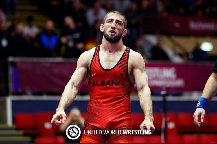 Islam Dudaev shpallet kampion, i dhuron Shqipërisë medalje të artë në Europianin e Mundjes