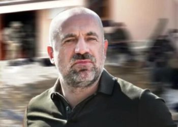 Publikohet videoja ku Radoiçiqi grushton ish-kryetarin ilegal të Mitrovicës së Veriut