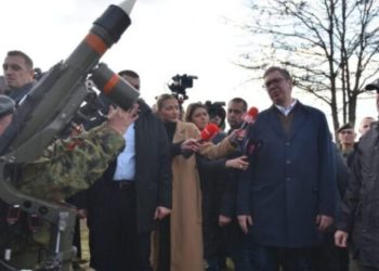 Serbia vazhdon të armatoset nga Rusia, Vuçiqi prezanton sistemin e ri antidron