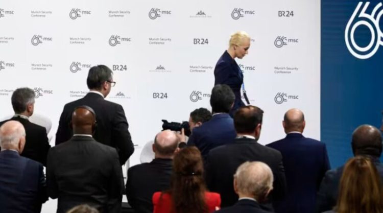 “Nuk e di a ta besoj lajmin për vdekjen e tij”- Vuçiqi nuk e duartrokiti fjalimin e gruas së Navalnyt në Munih