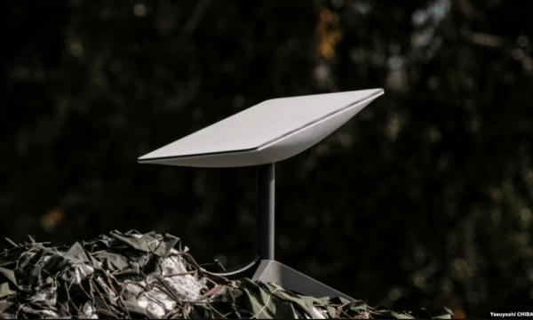 Kievi pretendon se ushtria ruse po e përdor Starlinkun në zonat e pushtuara