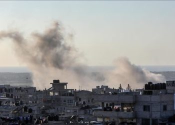 Ushtria izraelite bombardon automjetet e forcave policore palestineze në Rafah