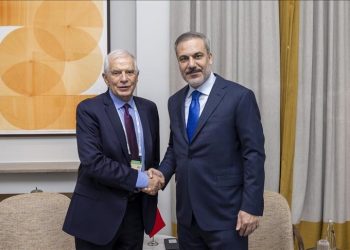 Fidan dhe Borrell diskutojnë marrëdhëniet Türkiye-BE dhe situatën në Gaza