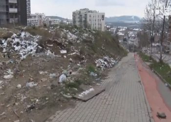 Kryeqyteti vazhdon të jetë i papastër, qytetarët ankohen