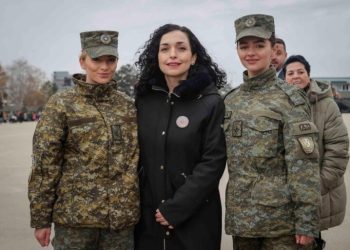 Osmani takon gratë në uniformë: Falënderuese për shërbimin e përditshëm për Republikën tonë