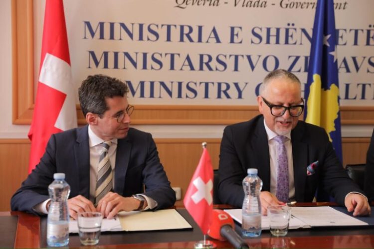 Kosova dhe Zvicra nënshkruajnë marrëveshje 6 milionëshe për kujdesin shëndetësor