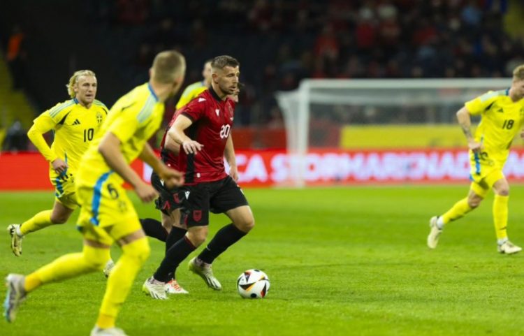 Shqipëria mposhtet nga Suedia