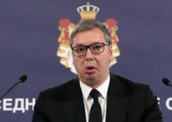 Vuçiq: Do blemë avionë luftarakë-bombardues, pas 20 ditësh do shohim efektin real të dronëve tanë kamikaz