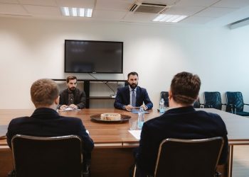 Ministri Krasniqi: Egjiptianët pjesë e pandashme në vuajtjet me shqiptarët