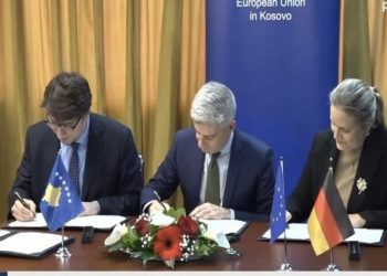 Kosova do të bëhet me impiant fotovoltaik diellor me kapacitet 100 MW(VIDEO)